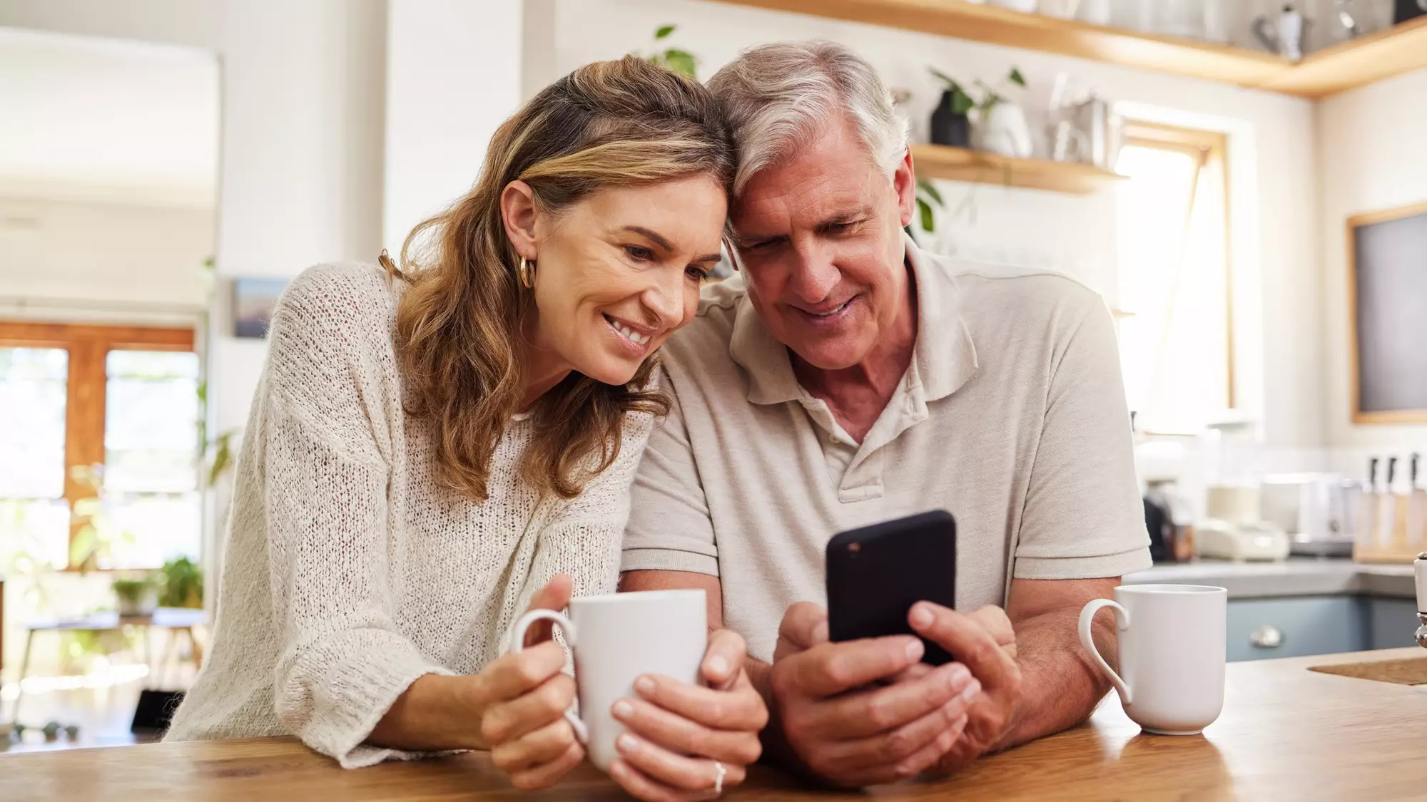The Best Apps for Seniors: Staying Connected, Healthy, and Entertained
