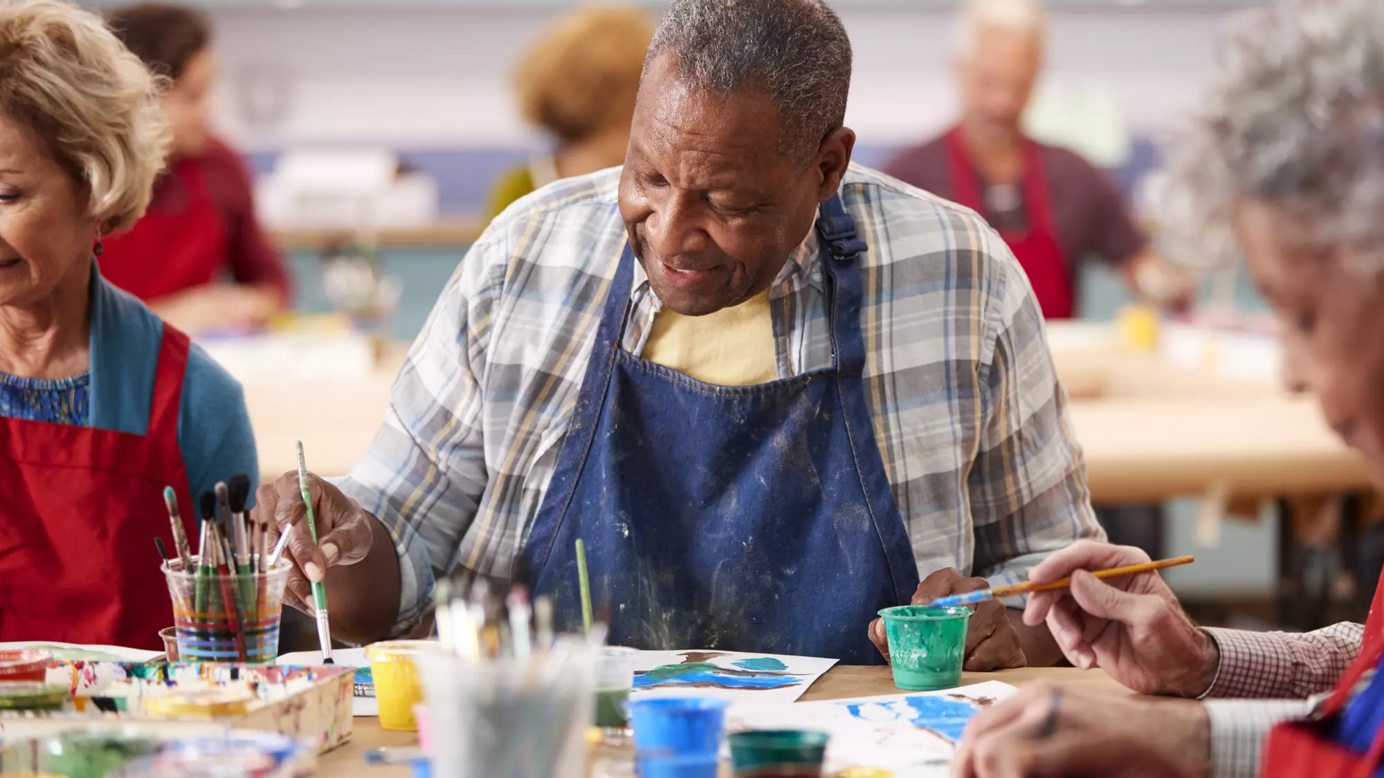 The Complete Guide to Art Therapy for Seniors