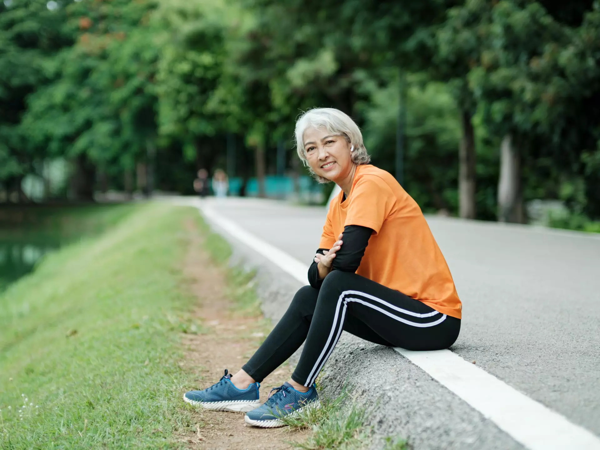 Best Walking Shoes for Seniors: A 2026 Expert Guide