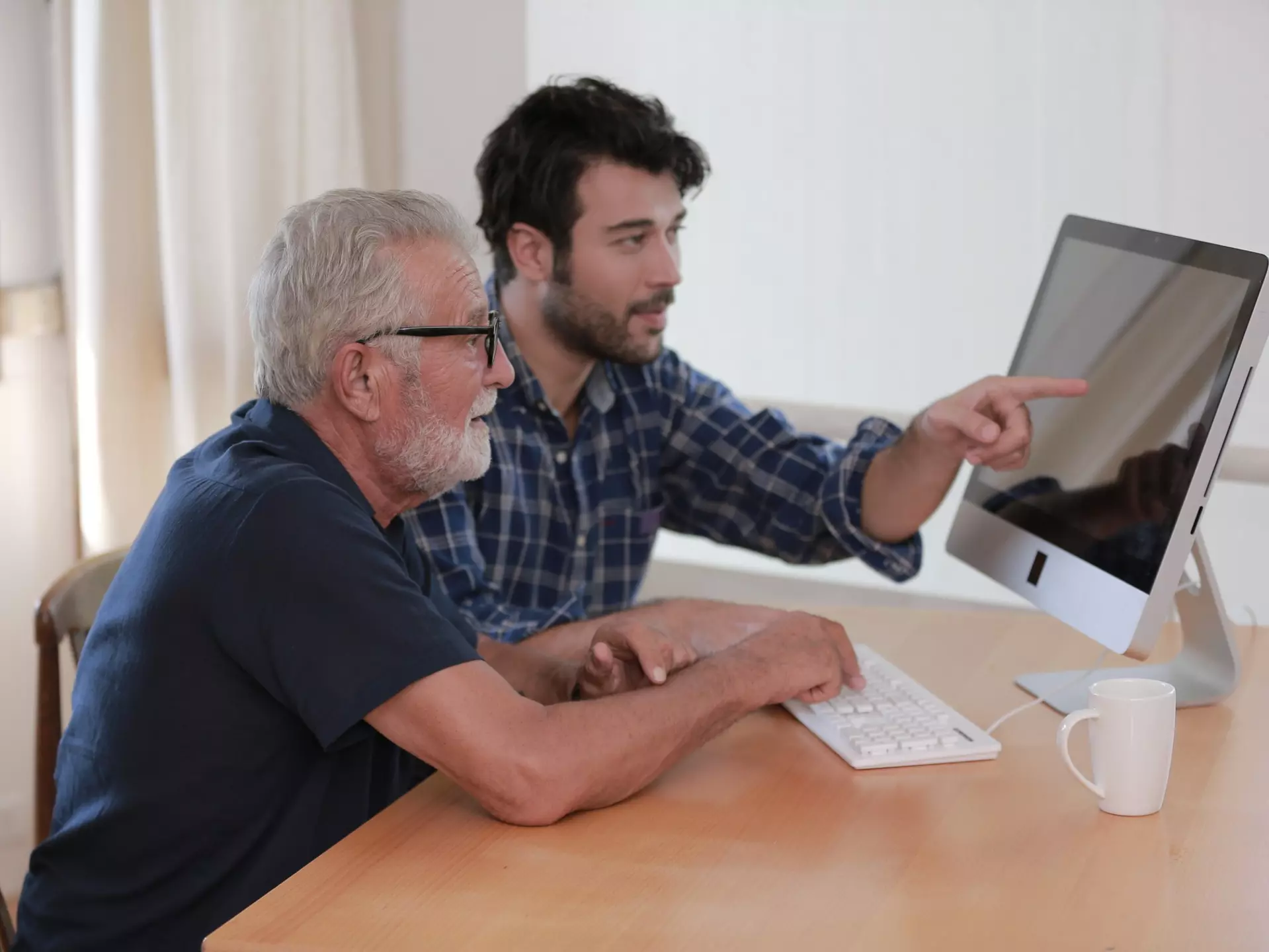 How To Protect Your Elderly Parent From Scams: A Complete Guide