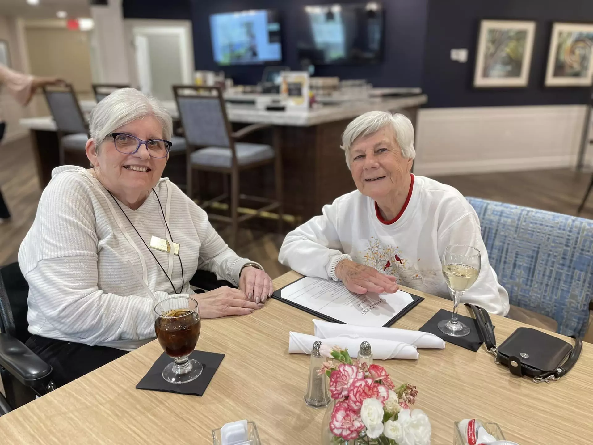 Welcome to StoryPoint Clinton Township: Senior Living in Clinton Township, Michigan